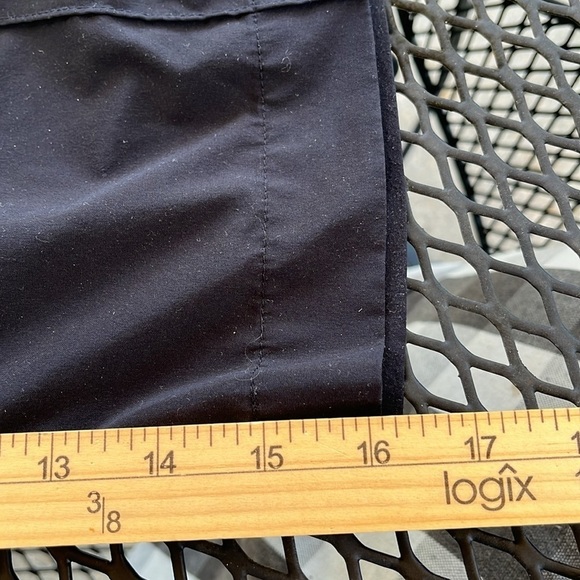 Athleta Savannah Medium Bermuda Shorts Wide Leg Cropped Pull On Waist Black - Picture 5 of 7